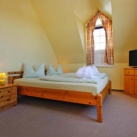Ferienhaeuser Im Tannenpark, Tanne, Cleaning Included * تانه